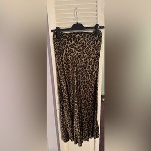 Maxi leapord print skirt